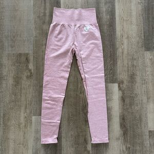 Women’s Best light pink leggings